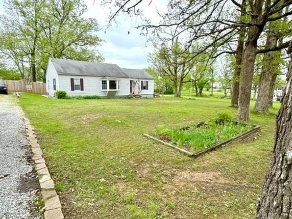 410 Cherry Ave, Summersville, MO 65571