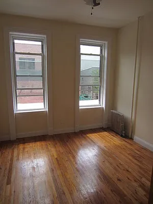 Rented by Capri Jet Realty Corp | media 11