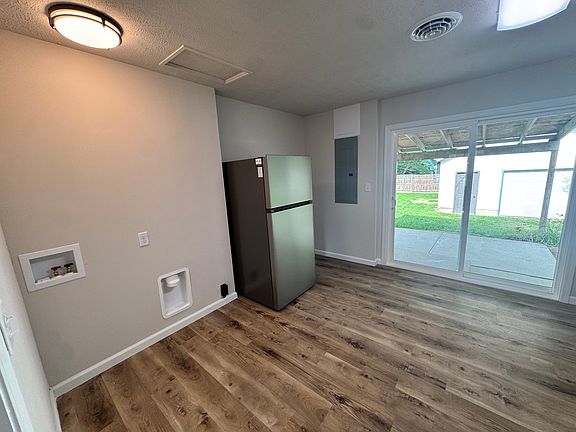 5th image of 312 Mulberry Blvd