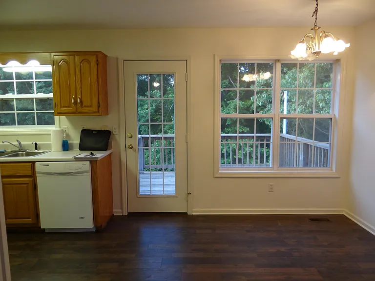 510 Overlook Cir — Photo 12