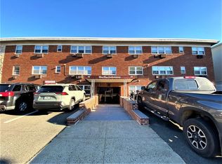214 Avenue A APT A2, Bayonne, NJ 07002