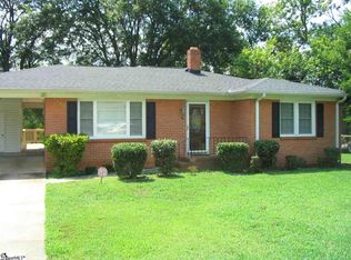 8 Jolly St, Greenville, SC 29617