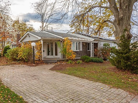 2nd image of 167 Mercier Ave
