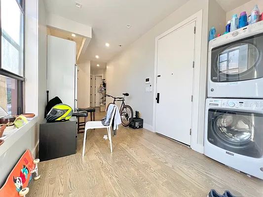 Rented by Doorway NYC, LLC | media 34