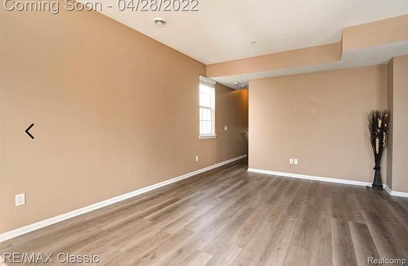 1st image of 666 Superior Pkwy