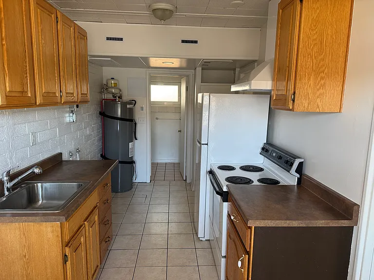 423 E 5600 S #111 — Photo 9