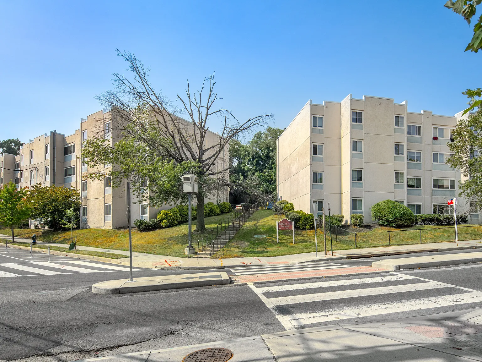 Highland Terrace Apartments — Photo 2