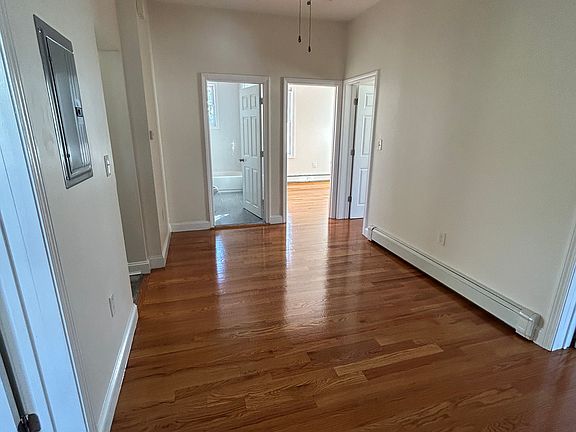 Dining Room: Open dining area _ enjoy meals with family and friends.