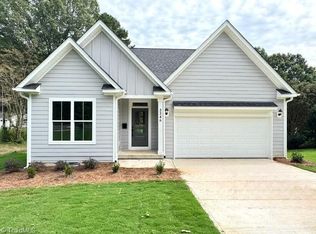 3346 Country Club Rd, Winston Salem, NC 27104