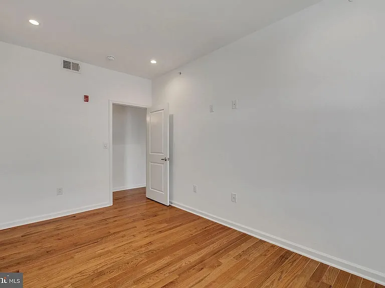1128 S 19th St #C — Photo 11