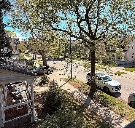 5th image of 1427 W 54th St APT 2