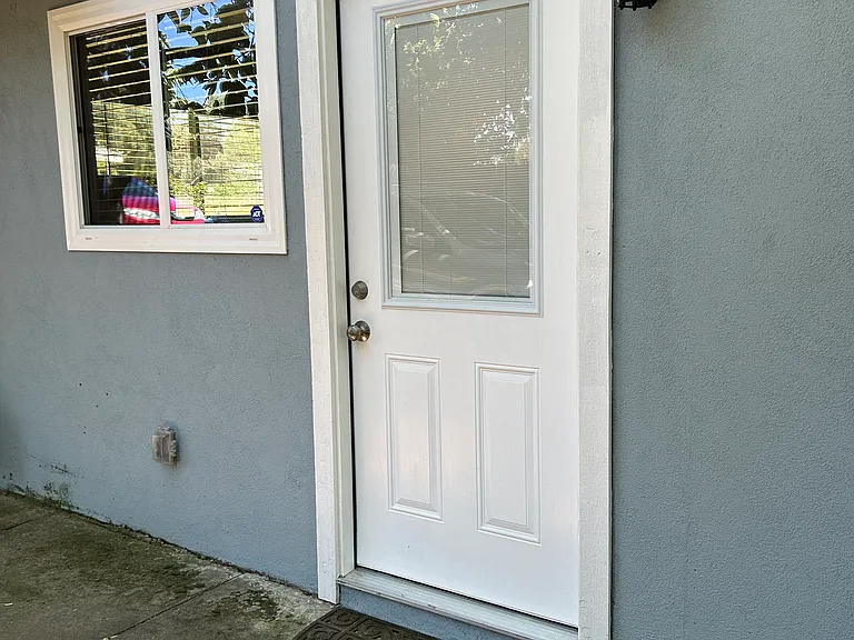 Private side entrance.