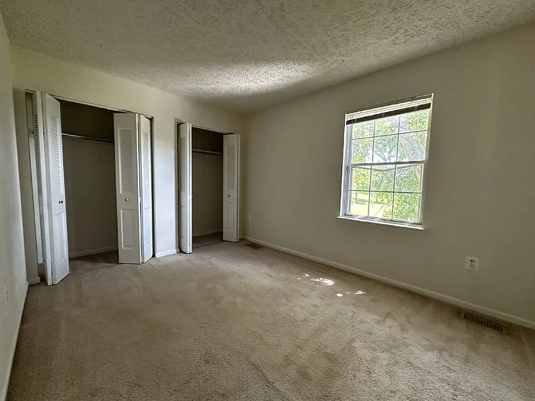 8625 Cartwright Ct — Photo 10