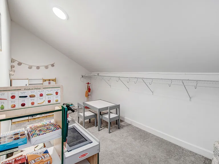 107 Villa Grey Ct — Photo 29