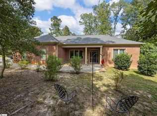 107 Coachman Dr, Simpsonville, SC 29681