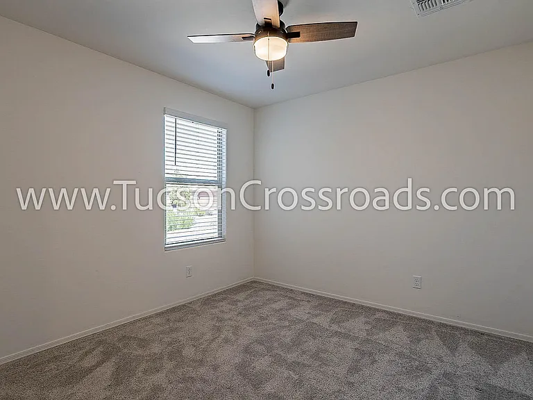 10611 Halsey Dr — Photo 22
