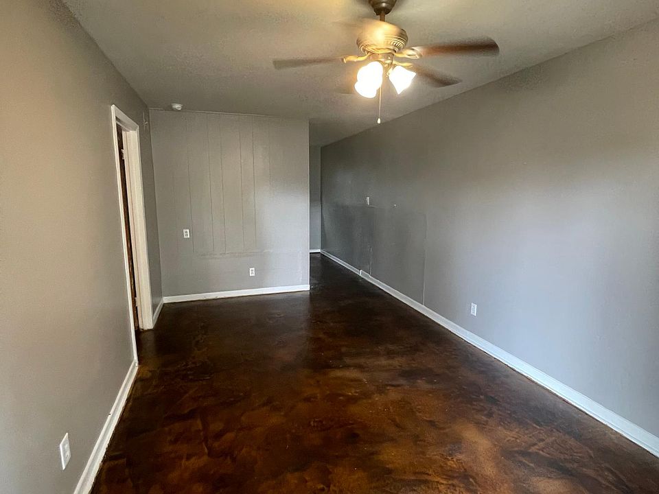 1st image of 409 Park St #D