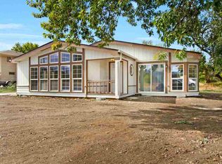 15 N Barker Rd, Greenacres, WA 99016