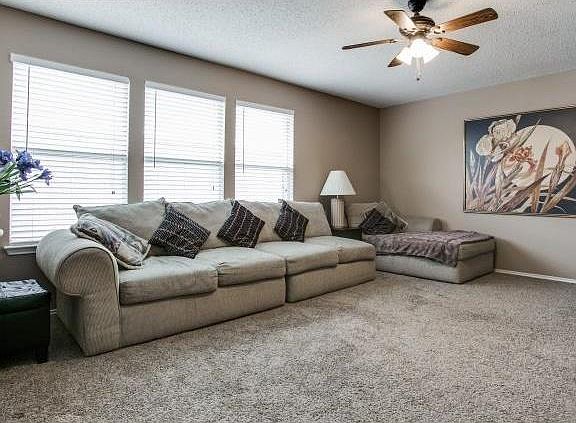 5th image of 1432 Laurel Hall Ln