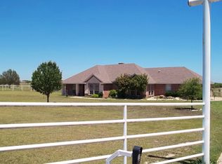 2881 McAlpin Rd, Midlothian, TX 76065