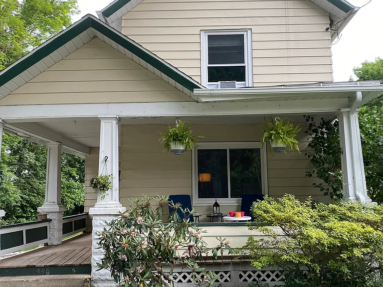 448 Stinaff St — Photo 1