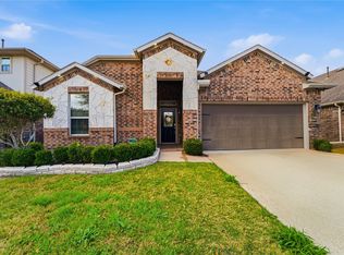 9538 Ocean Dr, Iowa Colony, TX 77583