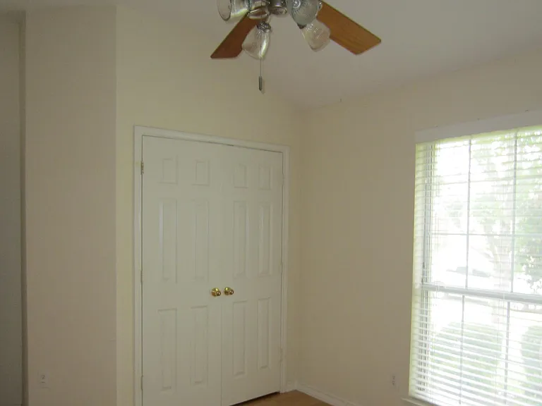 7016 Randall Way — Photo 20