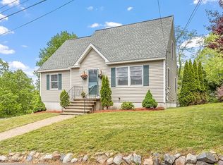 21 Appleby Rd, Salem, MA 01970