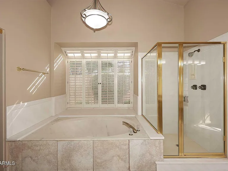 9969 E Bayview Dr — Photo 10