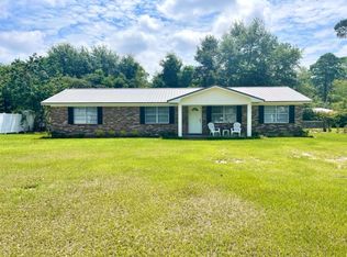 177 S Cromartie St, Hazlehurst, GA 31539