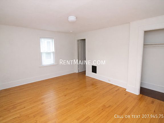 4th image of 17 Margin St Floor 2