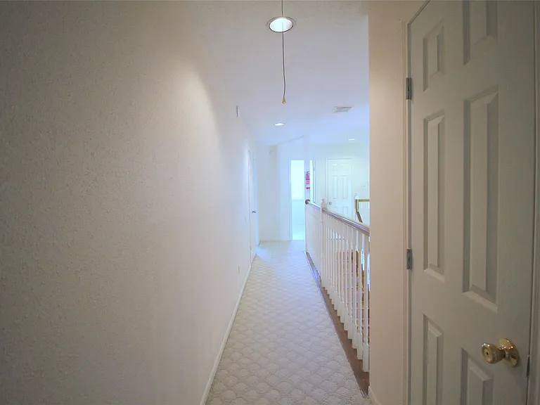 16326 Brush Meadows Ct — Photo 24