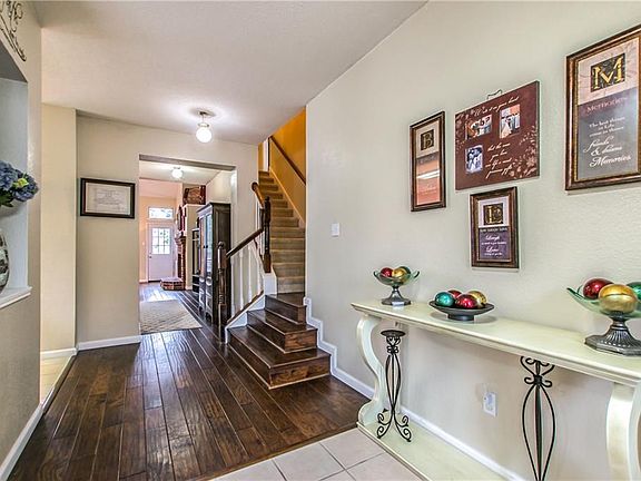 4th image of 7010 Park Hill Trl