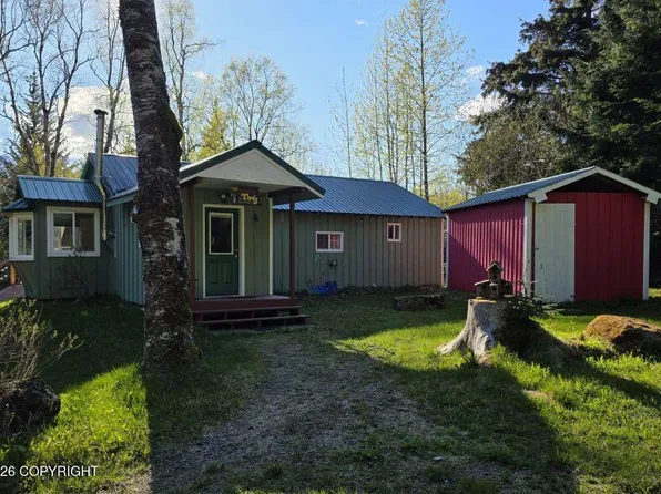 753 Small Tracts Rd, Haines, AK 99827
