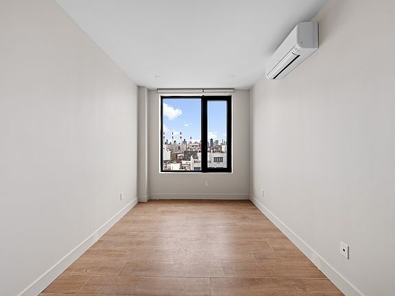 5th image of 37-42 30th St #4J