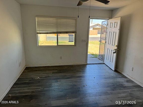 4th image of 1313 E ASH Avenue