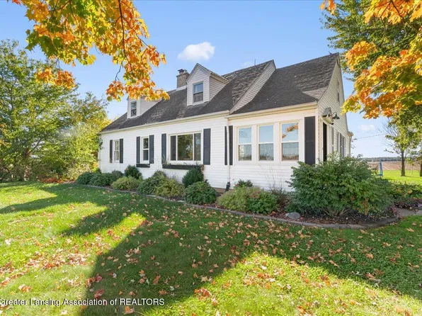 4097 W Parks Rd, Saint Johns, MI 48879