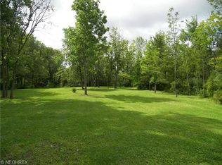 7305 Richmond Rd, Glenwillow, OH 44139