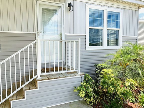 2nd image of 107 Crossways Dr