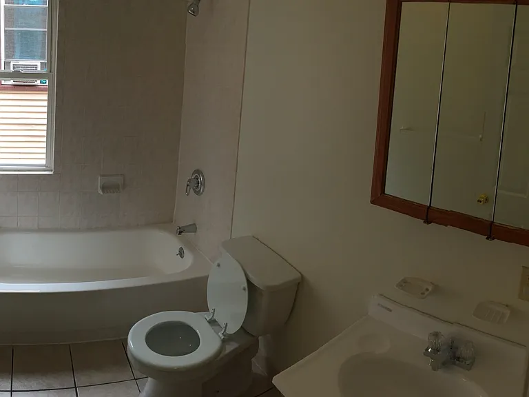 9-17 Webster St — Photo 1
