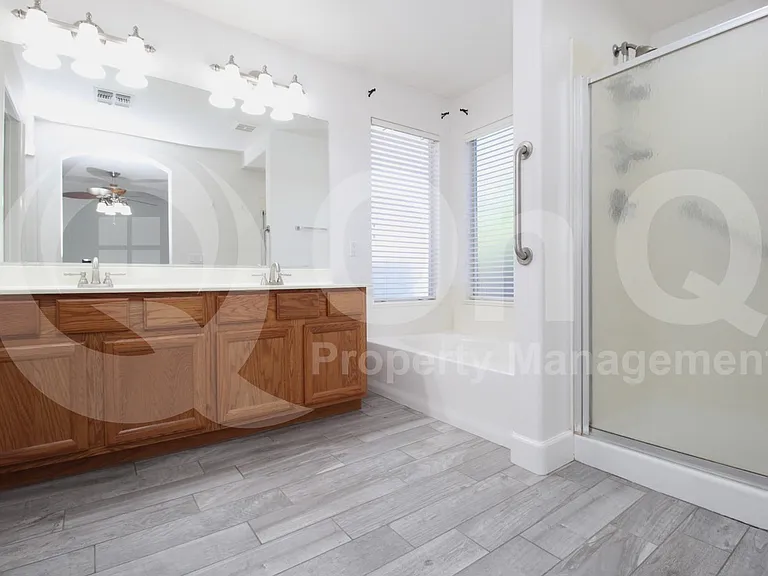 208 W Jasper Dr — Photo 19