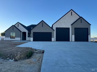 13680 Rural Rdg, Saint Caldwell, ID 83607