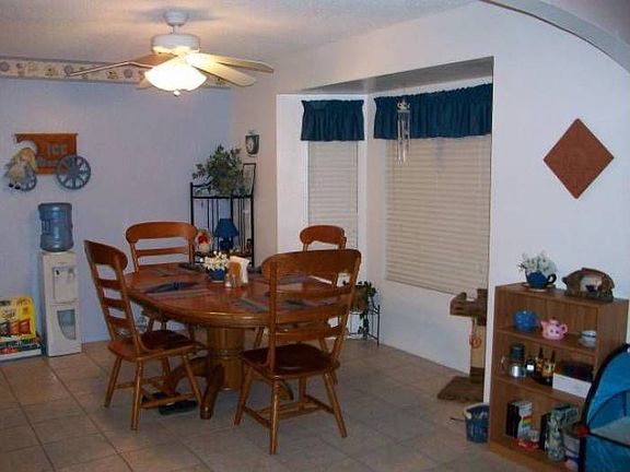 Kitchen nook
