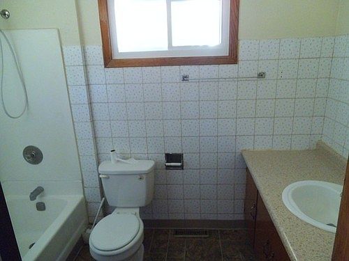 4th image of 2403 New Haven Ct