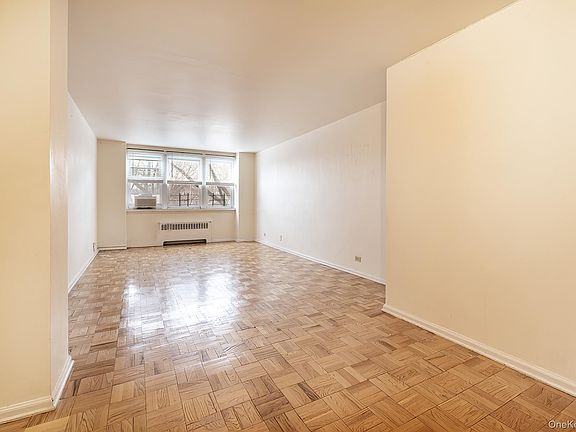 2nd image of 55 Knolls Crescent #6C