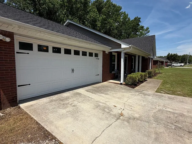 141 Katina Rd — Photo 2