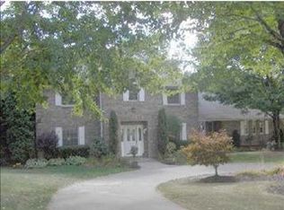 200 Seminole Trl, Butler, PA 16001