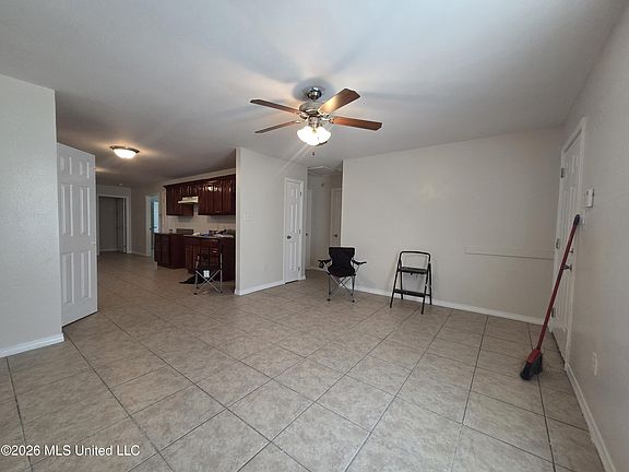 2nd image of 8430 Jeff Davis Dr