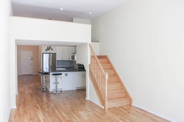 Sold by Mont Sky Real Estate | media 14