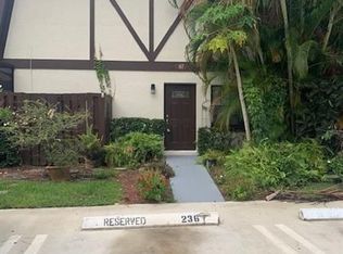 117 Weybridge Cir, West Palm Beach, FL 33411